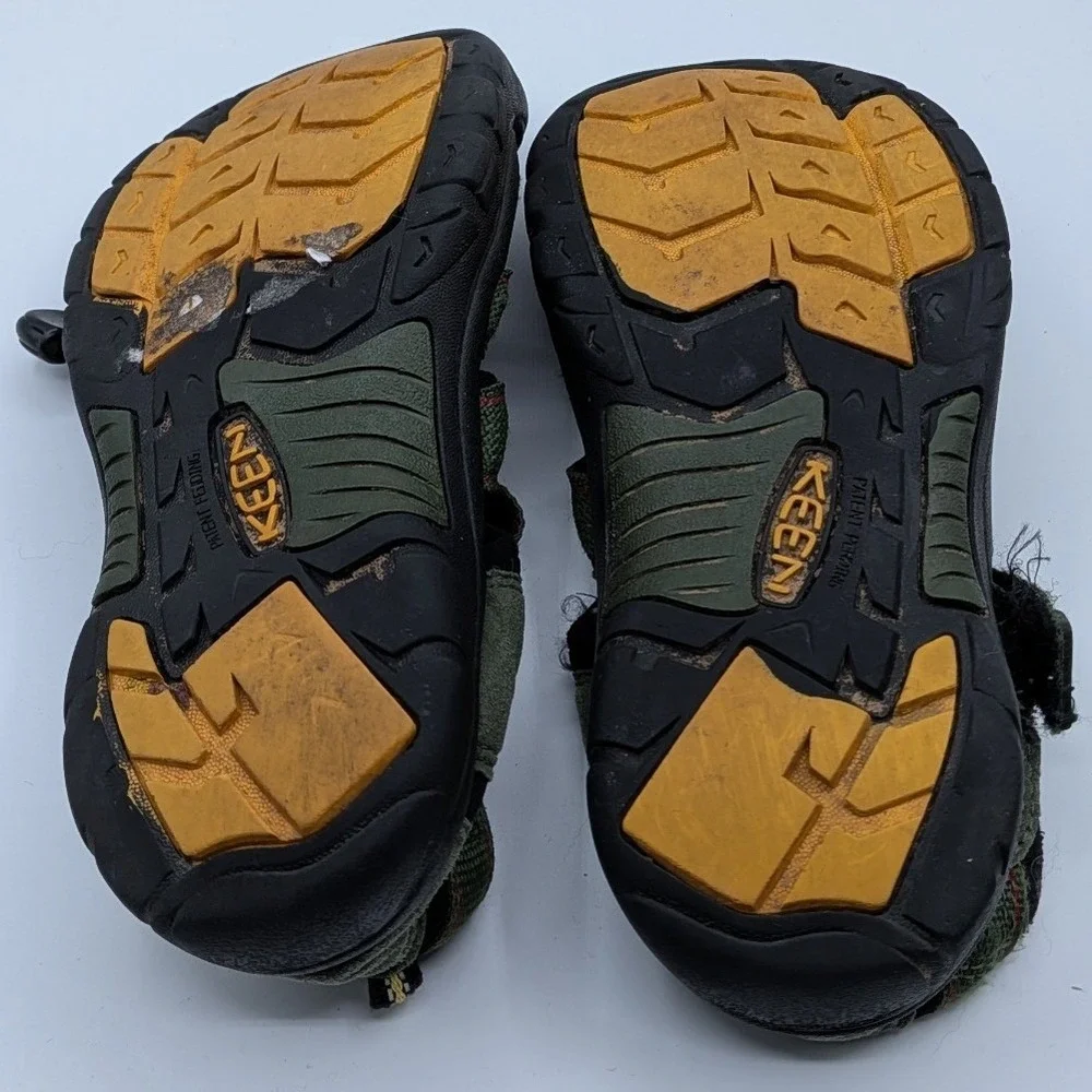 Keen Newport H2 Olive Green Black Water Sandals Mens 4 Womens 5 EU 37 1001931
